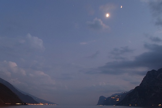 الطارق نيبيرو NIBIRU PLANET X 7