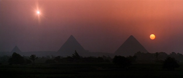 شمسين في سماء مصر